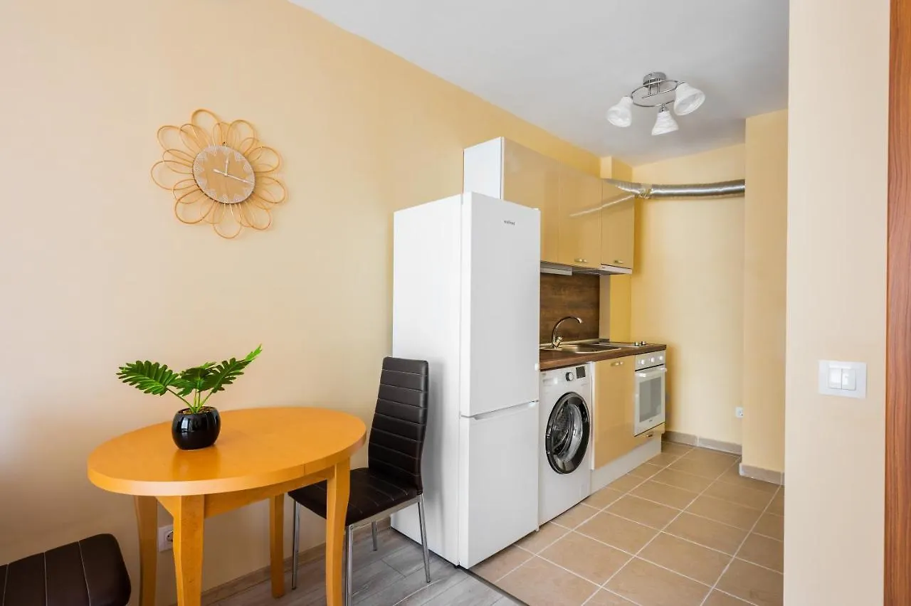 Private Apartment With Balcony In Sofia Center By Flat Mаnager