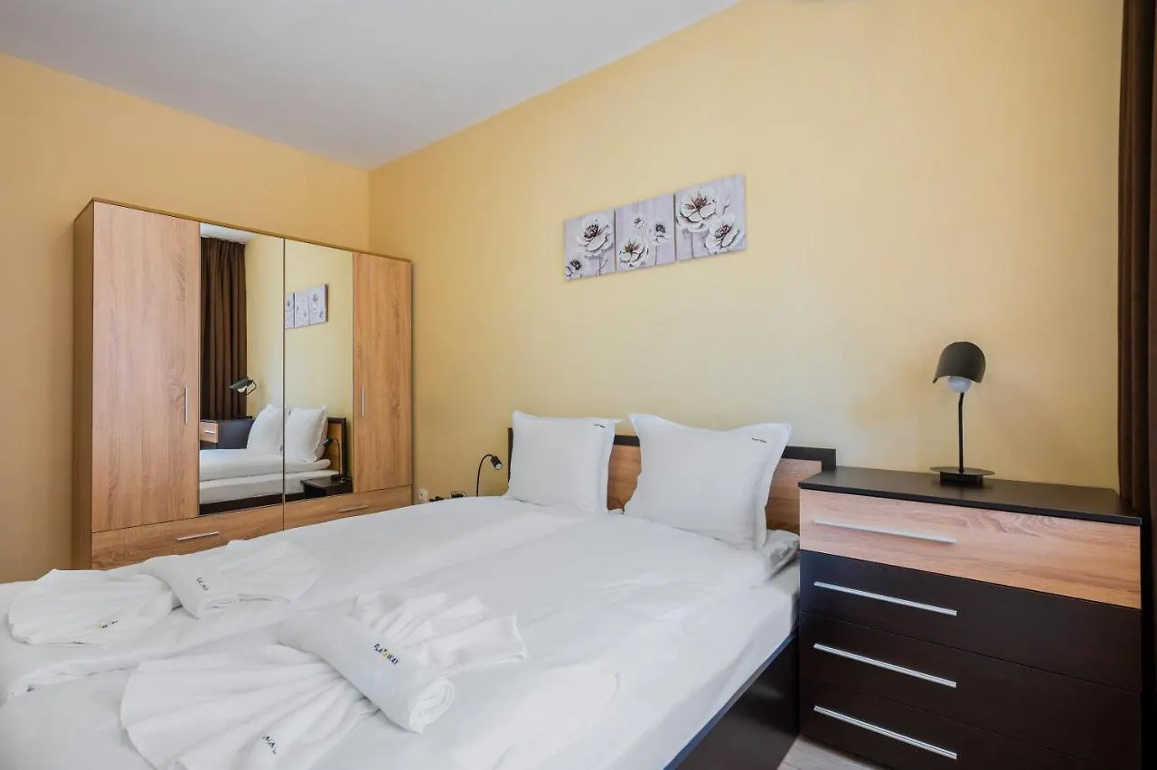 Private Apartment With Balcony In Sofia Center By Flat Mаnager 불가리아