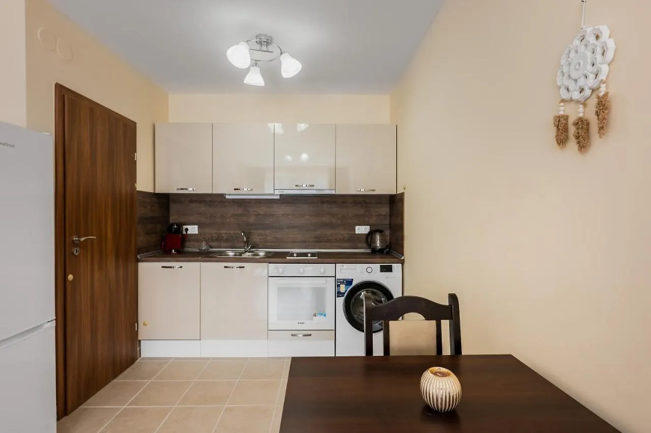 Private Apartment With Balcony In Sofia Center By Flat Mаnager